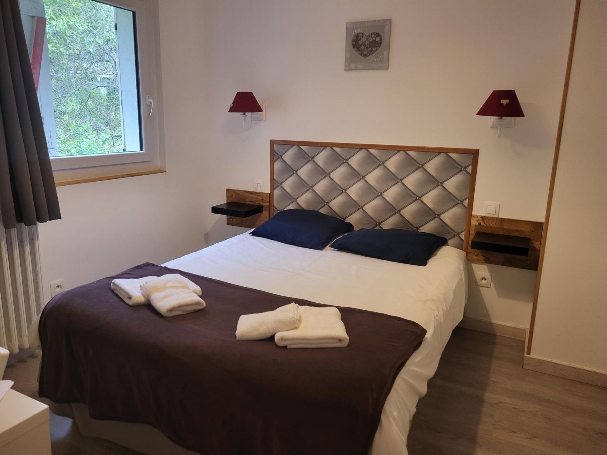 Auberge Restaurant Du Virage Шамрус Екстериор снимка